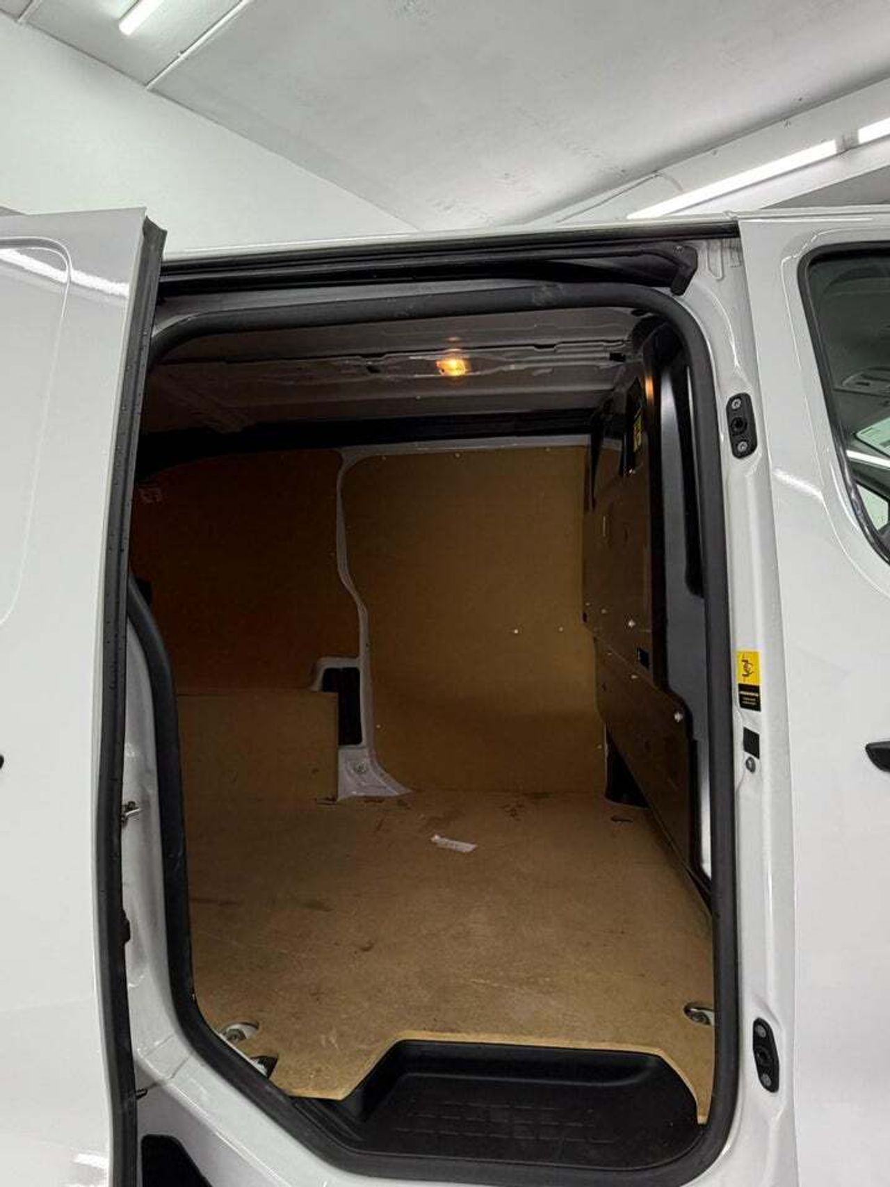 Fiat Scudo 50 kW Furgon L1 Business  - Foto 33