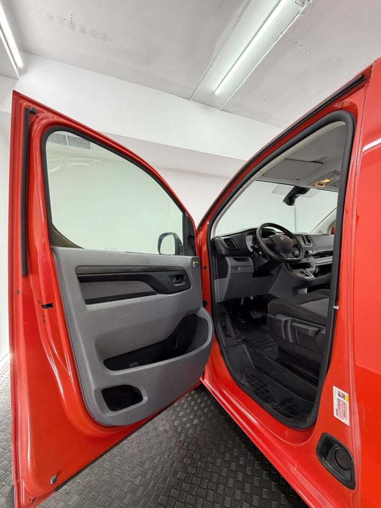 Citroën ë-Jumpy eJumpy FurgonTalla M 50 KWh  - Foto 40