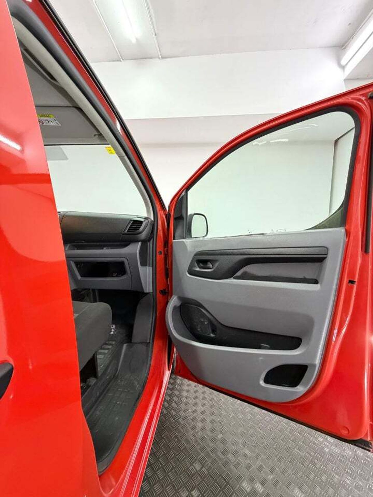 Citroën ë-Jumpy eJumpy FurgonTalla M 50 KWh  - Foto 41