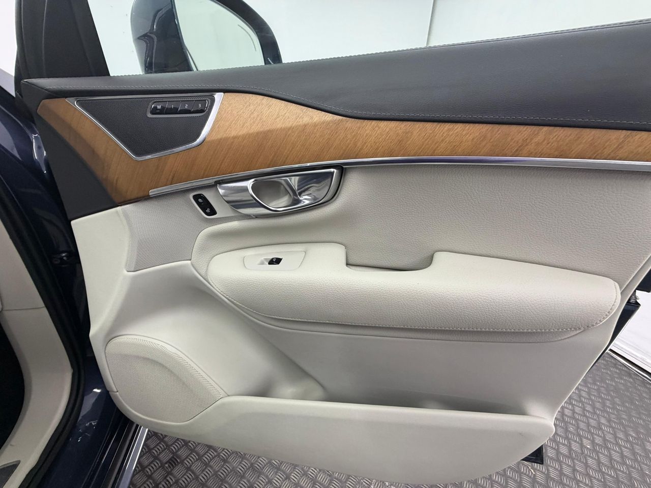 Volvo XC90 VOLVO XC90 2.0 T8 AWD RECHARGE AUTO 390cv - Foto 36