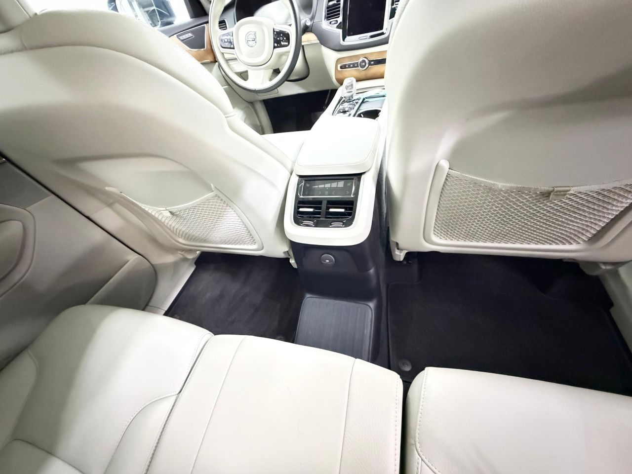 Volvo XC90 VOLVO XC90 2.0 T8 AWD RECHARGE AUTO 390cv - Foto 27