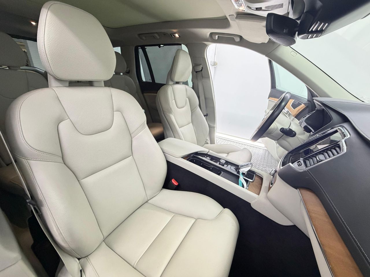 Volvo XC90 VOLVO XC90 2.0 T8 AWD RECHARGE AUTO 390cv - Foto 31