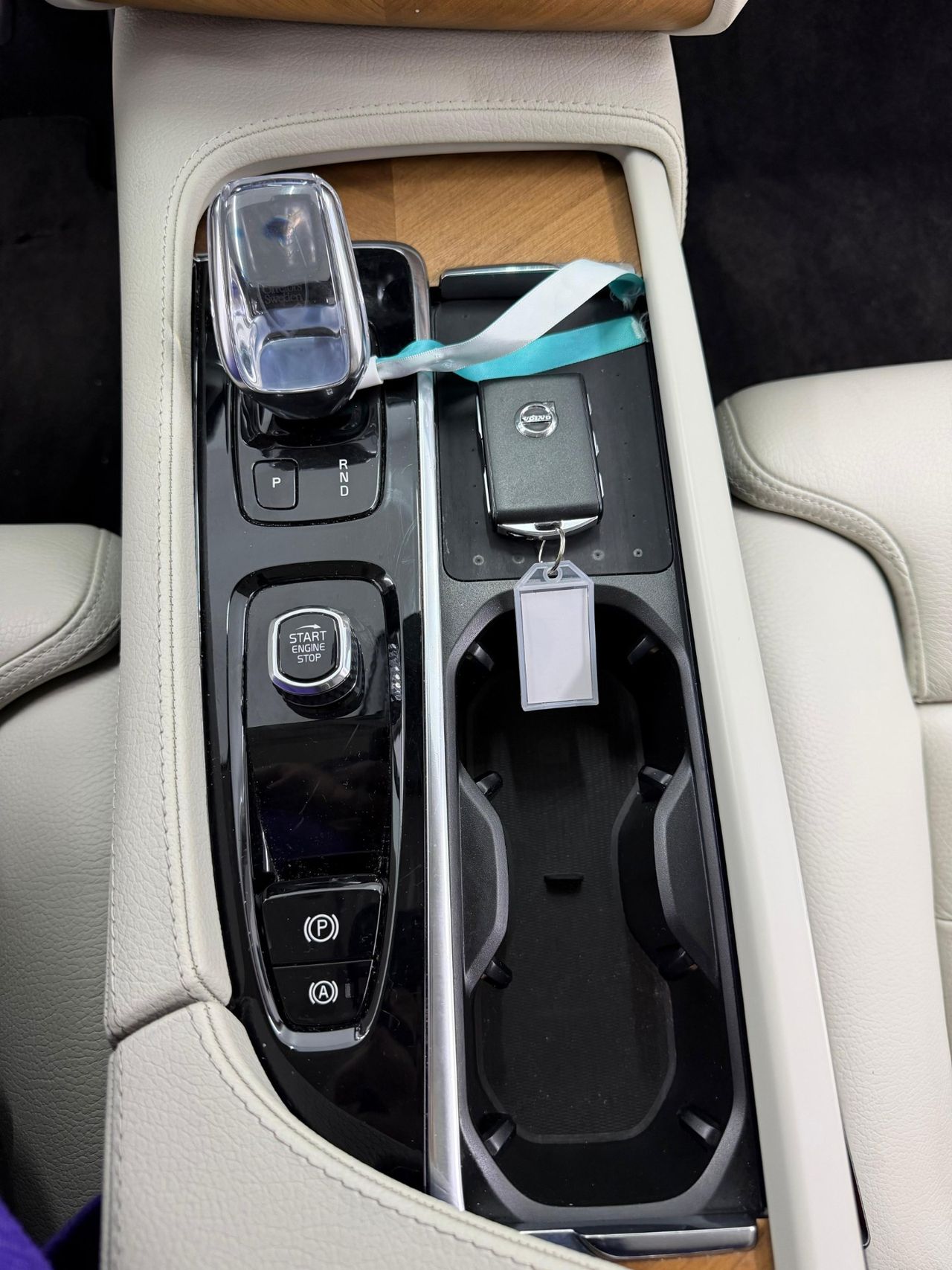 Volvo XC90 VOLVO XC90 2.0 T8 AWD RECHARGE AUTO 390cv - Foto 20