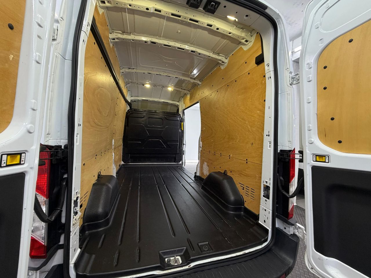 Ford Transit Custom FORD TRANSIT CUSTOM 2.0 TDCI 96 KW 280 AMBI DCIV SWB (130cv) - Foto 38