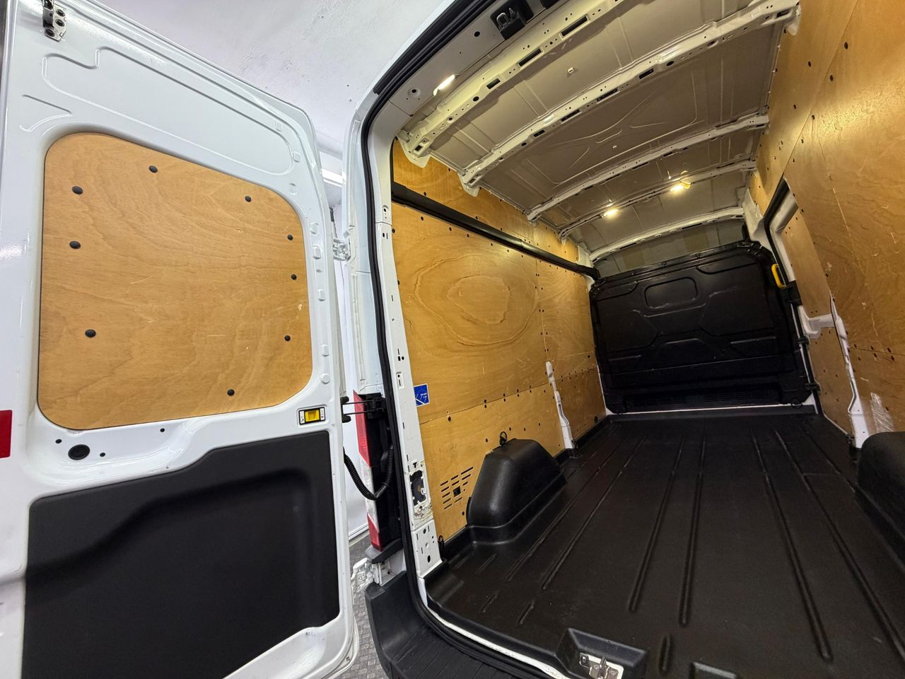 Ford Transit Custom FORD TRANSIT CUSTOM 2.0 TDCI 96 KW 280 AMBI DCIV SWB (130cv) - Foto 33