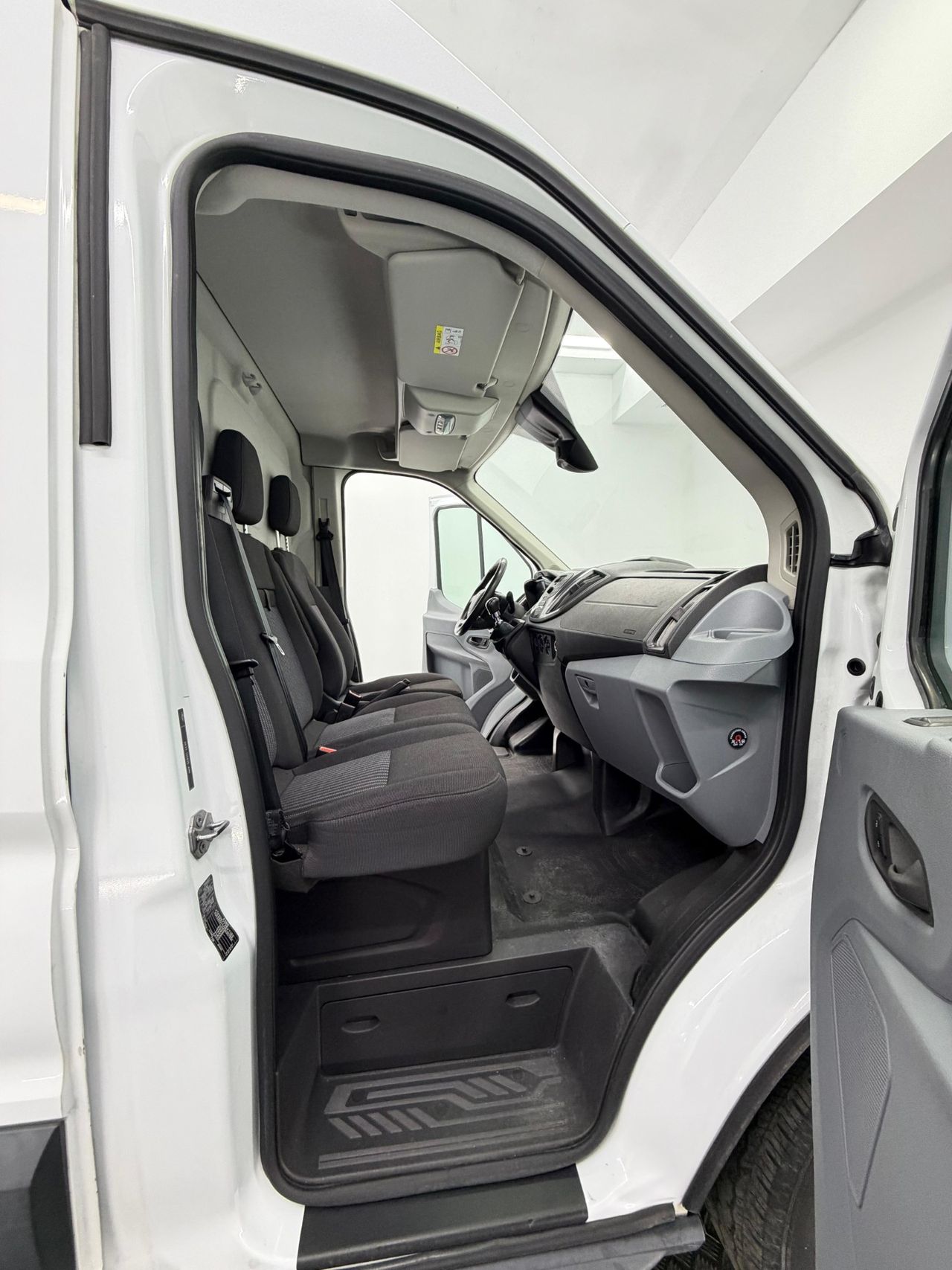 Ford Transit Custom FORD TRANSIT CUSTOM 2.0 TDCI 96 KW 280 AMBI DCIV SWB (130cv) - Foto 12