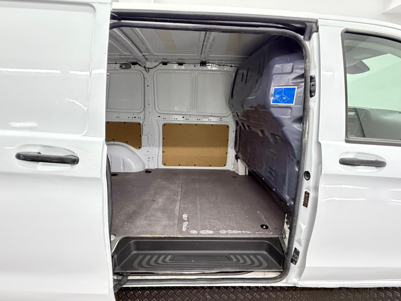 Mercedes Vito 111 e-VITO 85KW (116cv). FURGON LARGO 41kw/h - Foto 36
