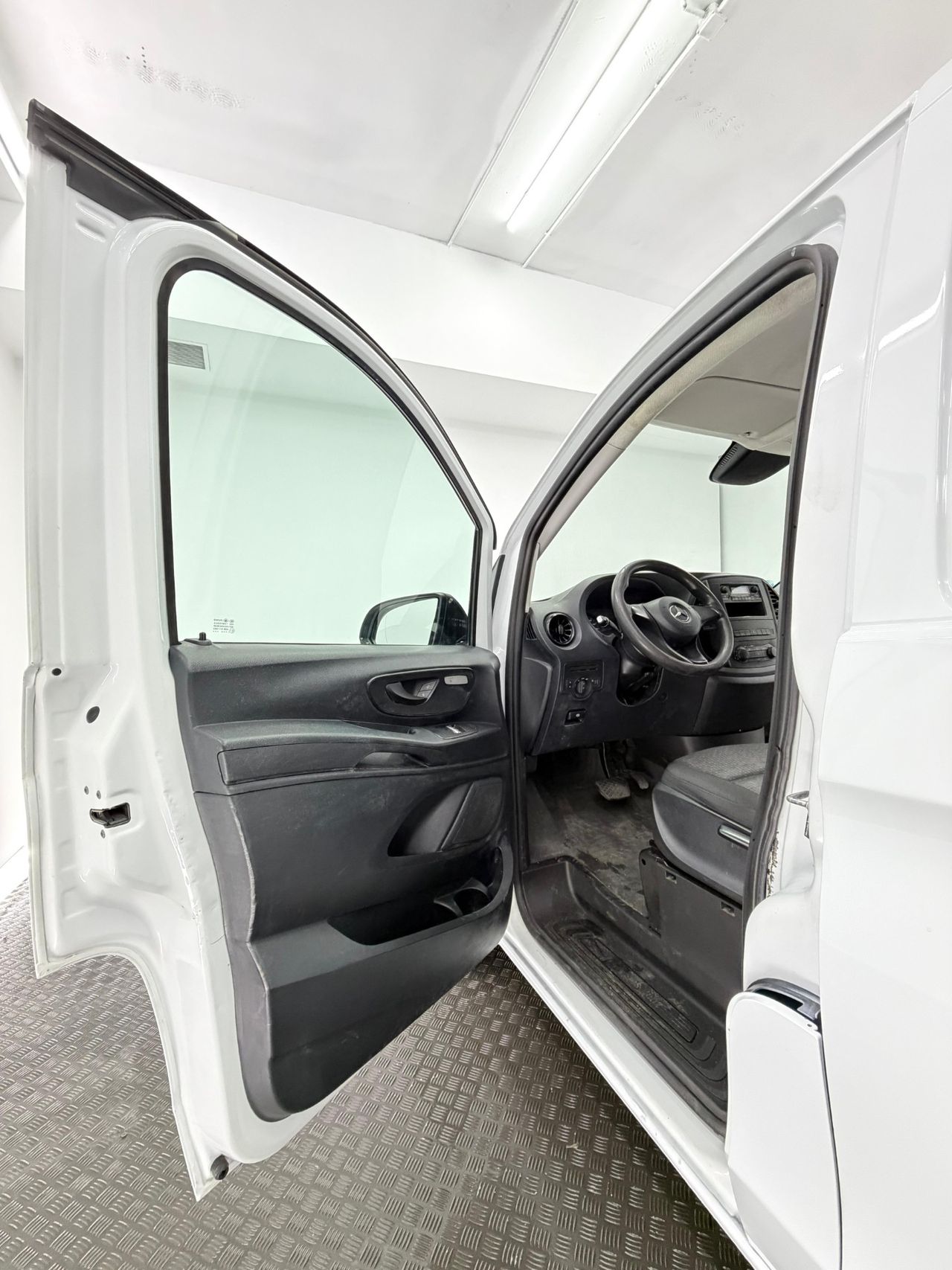 Mercedes Vito 111 e-VITO 85KW (116cv). FURGON LARGO 41kw/h - Foto 39