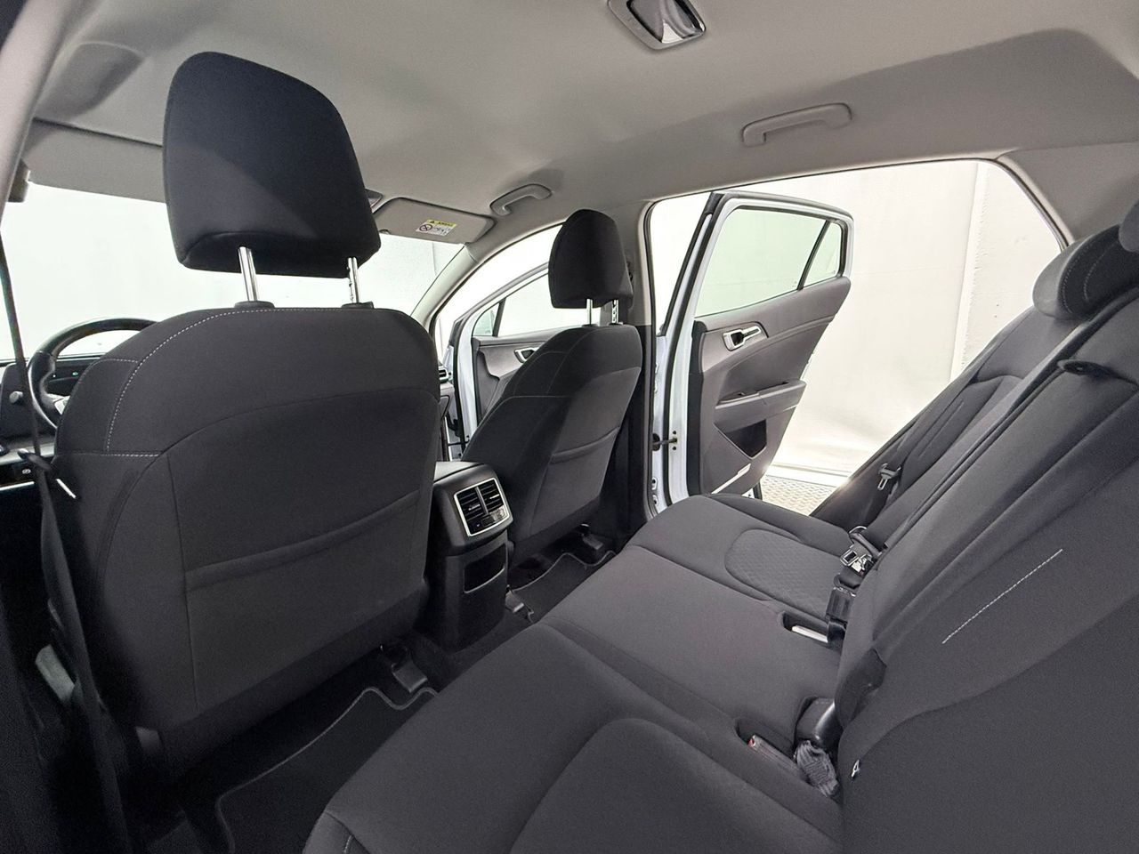 Kia Sportage 1.6 TGDi Concept 4x2 150 CV (110KW) - Foto 14