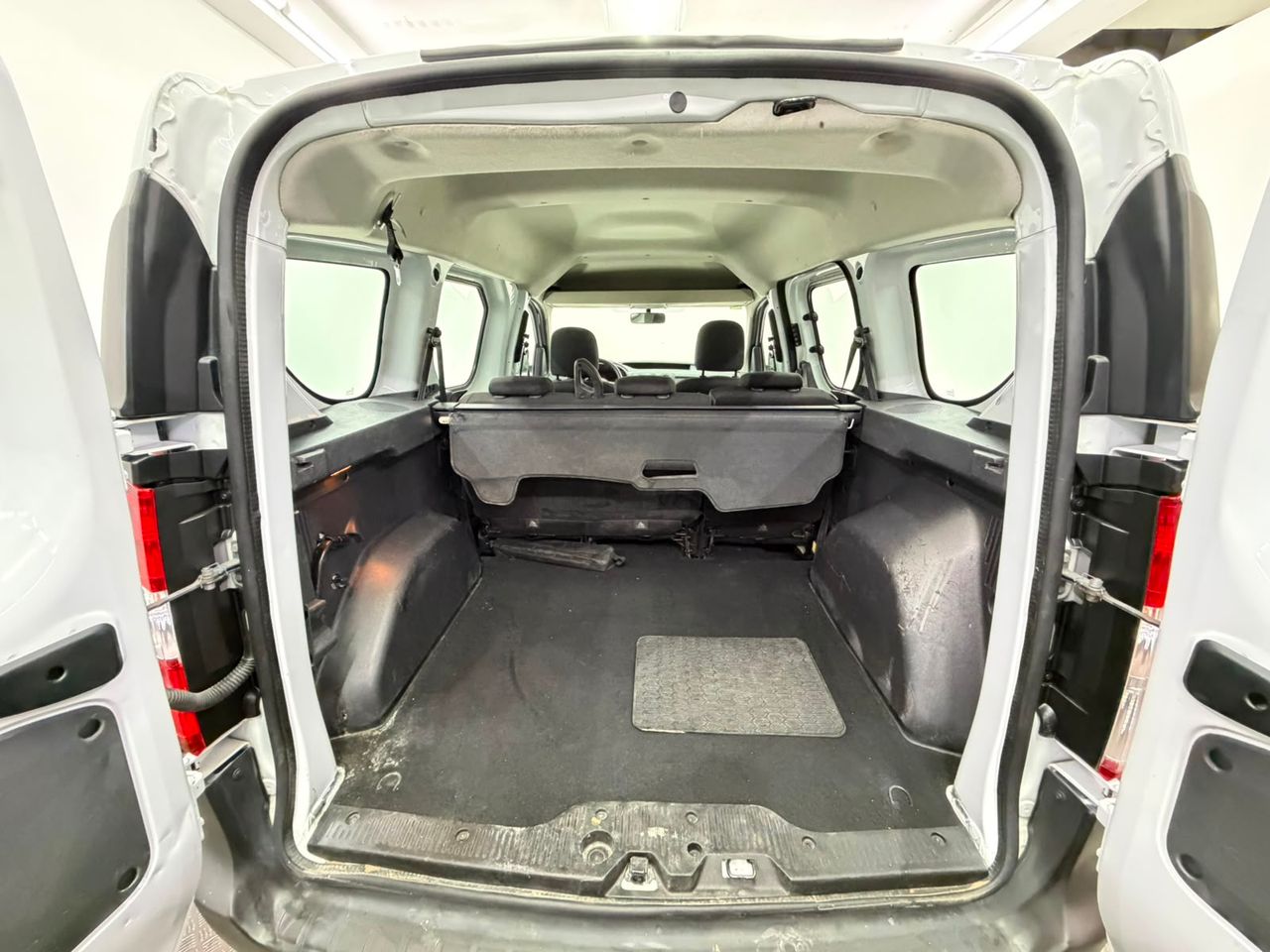 Dacia Dokker 1.6 SCE GLP (98cv) 5 plazas glp - Foto 30
