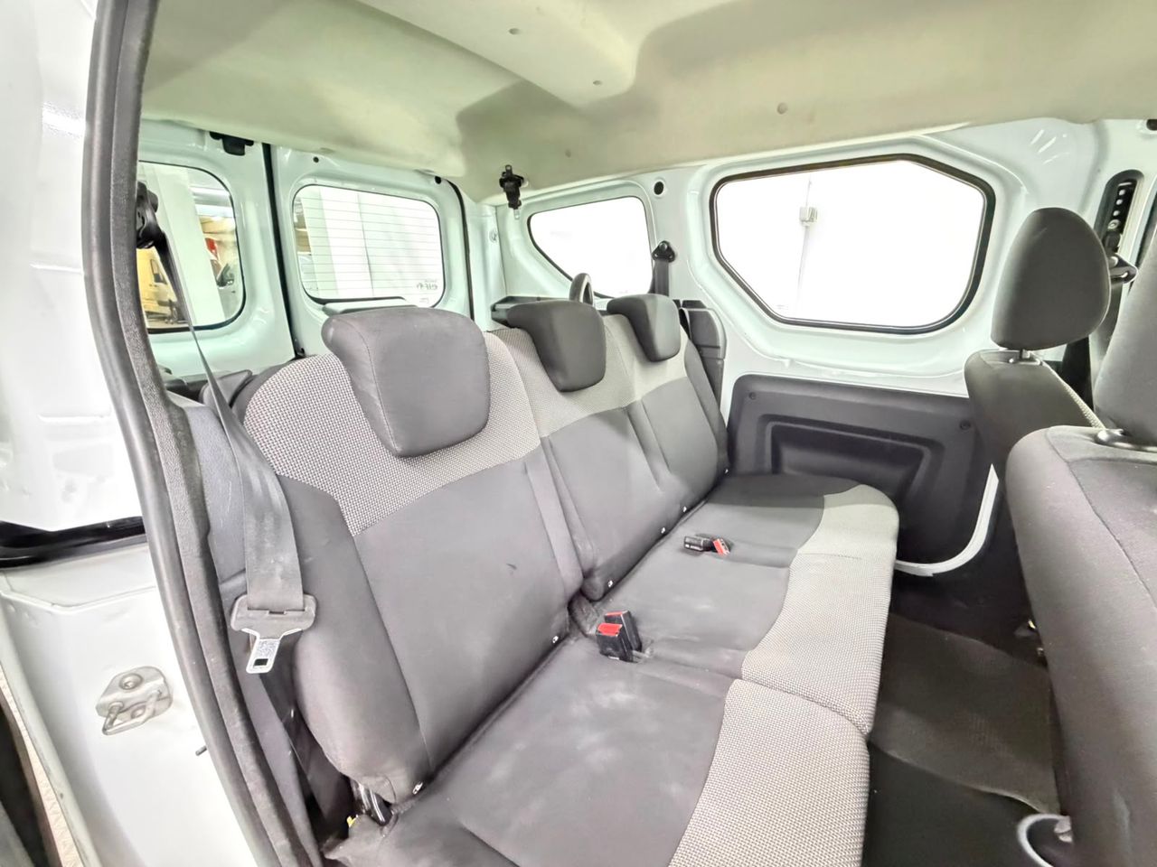 Dacia Dokker 1.6 SCE GLP (98cv) 5 plazas glp - Foto 15