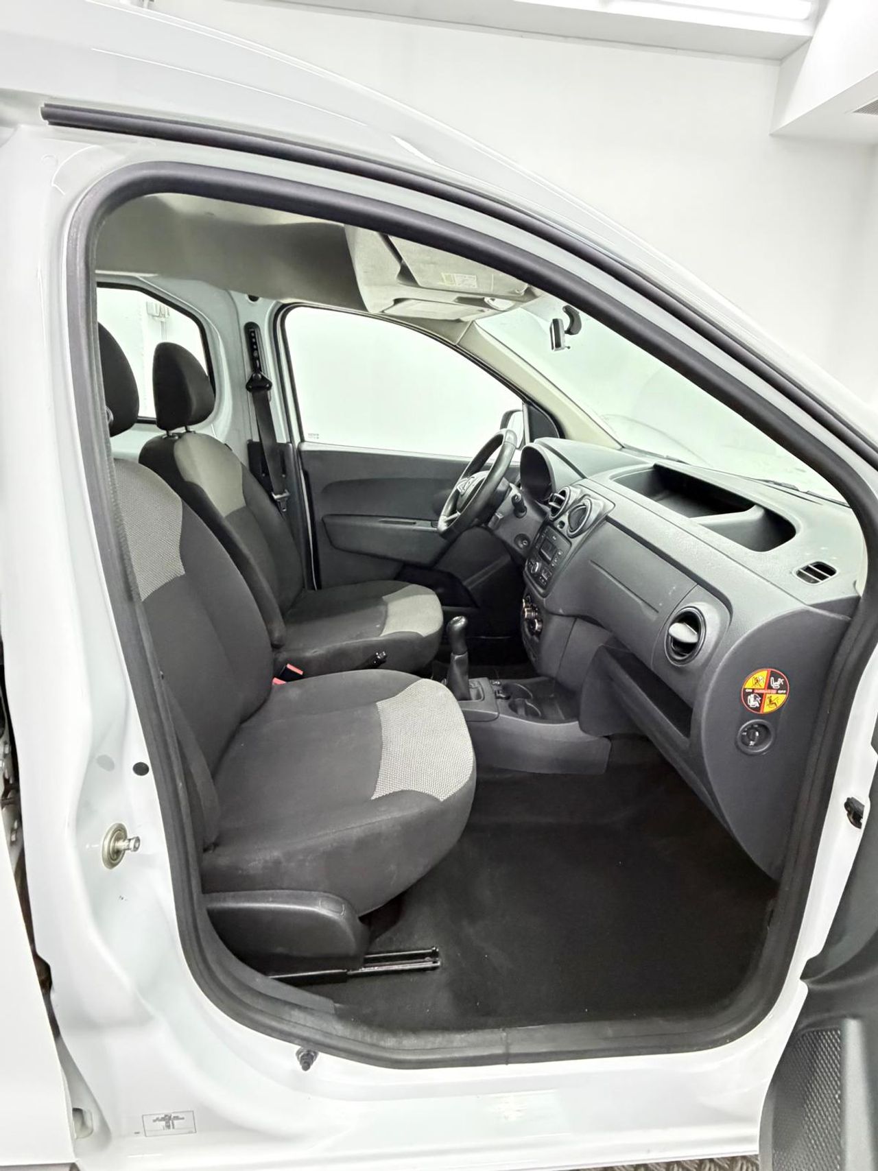 Dacia Dokker 1.6 SCE GLP (98cv) 5 plazas glp - Foto 12