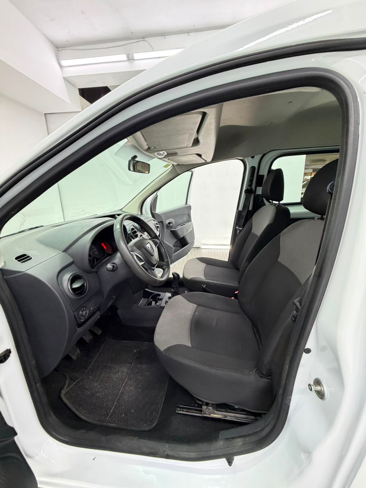 Dacia Dokker 1.6 SCE GLP (98cv) 5 plazas glp - Foto 11