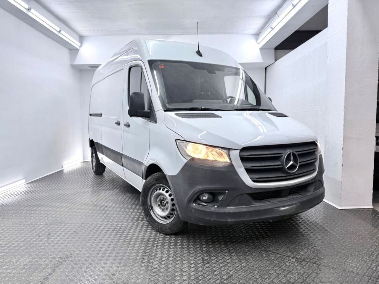 Mercedes Sprinter 211 CDI CORTO 2.2 115cv L2H2 - Foto 4