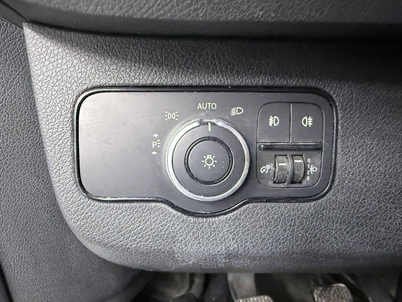 Mercedes Sprinter 211 CDI CORTO 2.2 115cv L2H2 - Foto 15