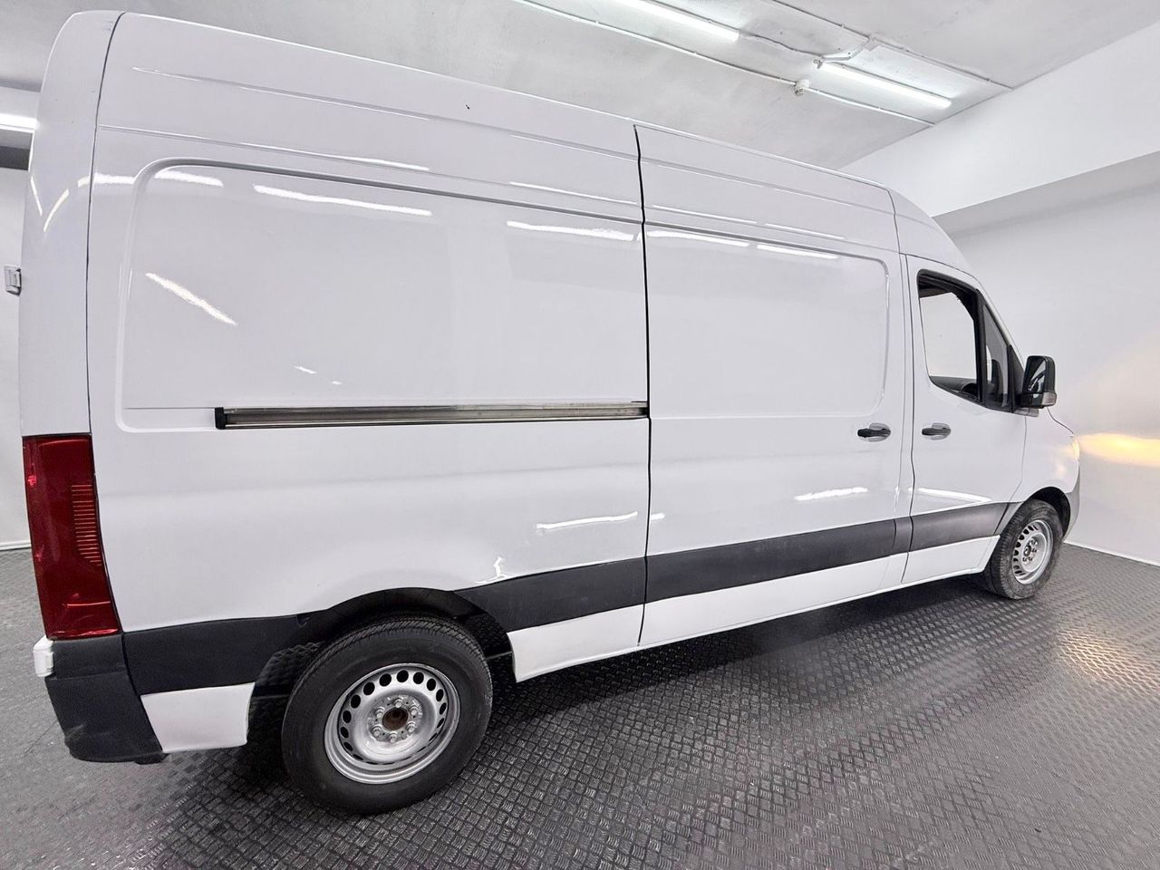 Mercedes Sprinter 211 CDI CORTO 2.2 115cv L2H2 - Foto 24