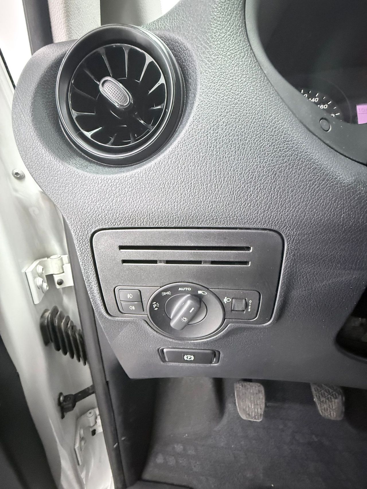 Mercedes Vito 110 CDI TD LARGO 2.2 (115cv) L2H1 - Foto 18
