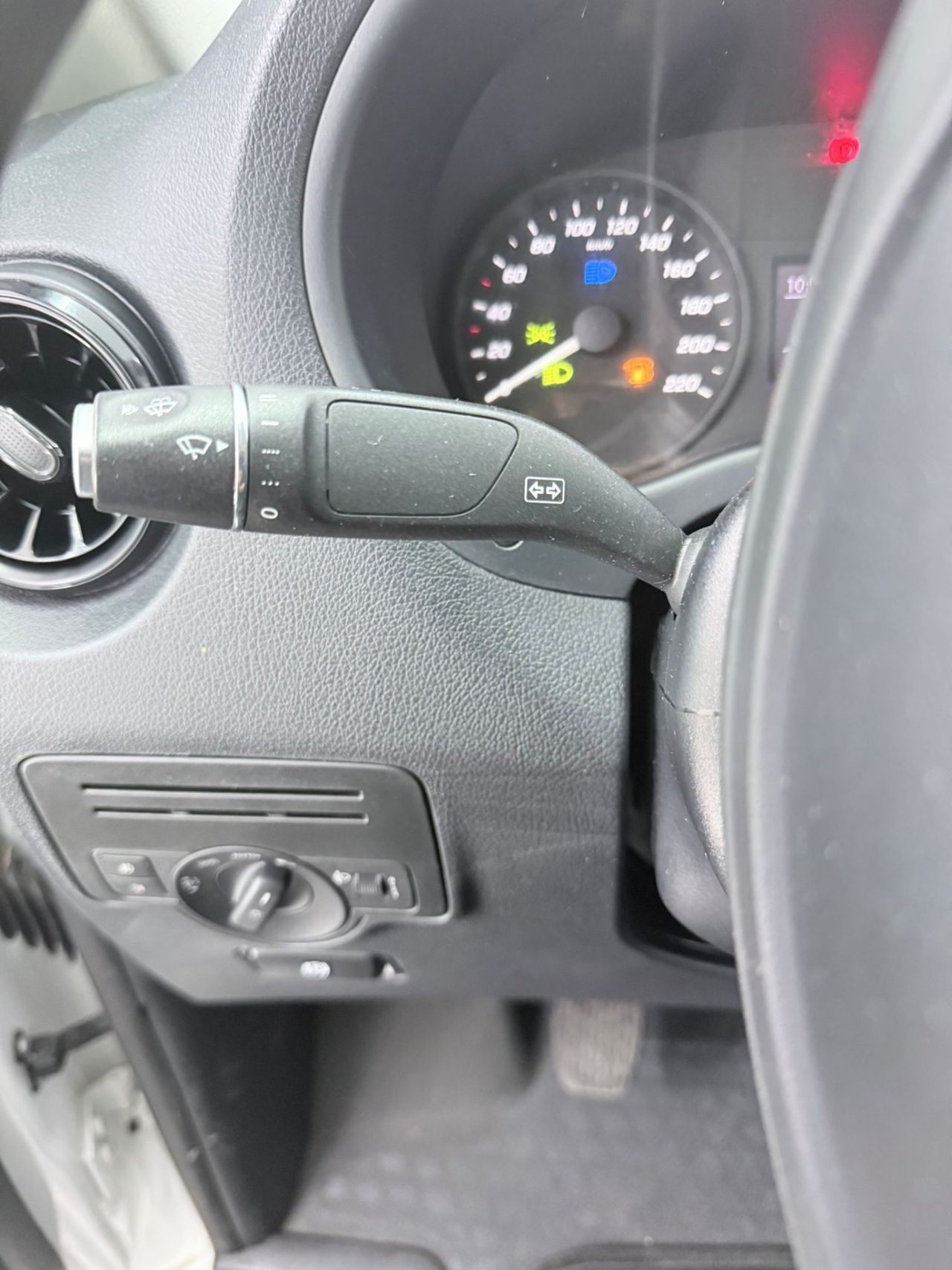 Mercedes Vito 110 CDI TD LARGO 2.2 (115cv) L2H1 - Foto 16