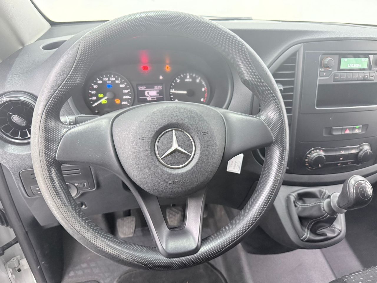 Mercedes Vito 110 CDI TD LARGO 2.2 (115cv) L2H1 - Foto 15