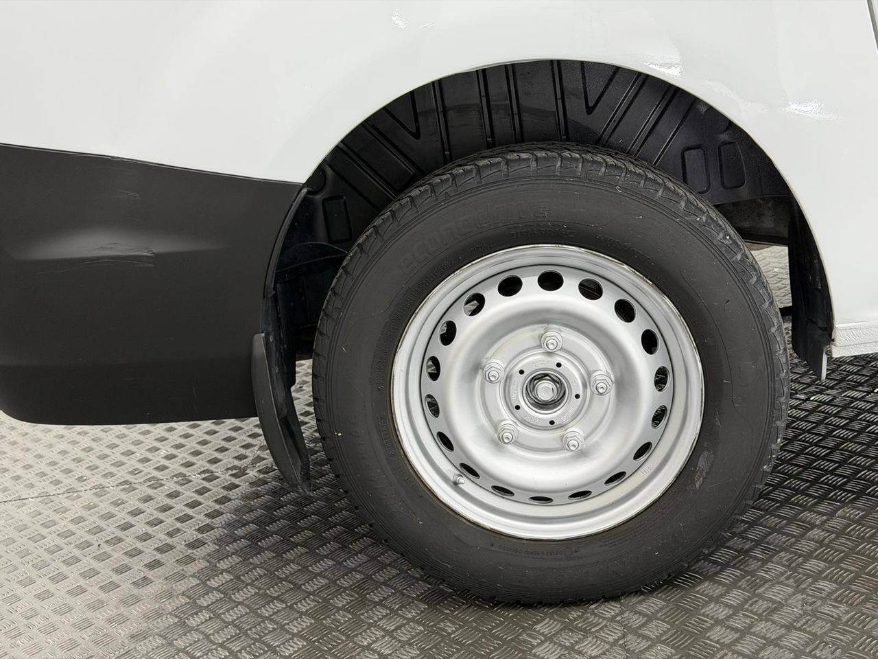 Ford Transit Custom 2.0 TDCI 77 KW 320 AMBIENCE KOMBI SWB (105cv) L1H1 9 plazas - Foto 37