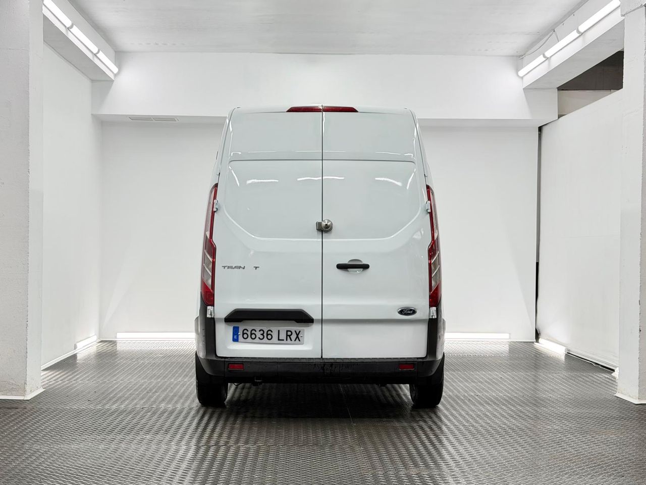 Ford Transit Custom 2.0 TDCI 96 KW 340 AMBIENCE VAN LWB 130cv) L2H2 - Foto 10