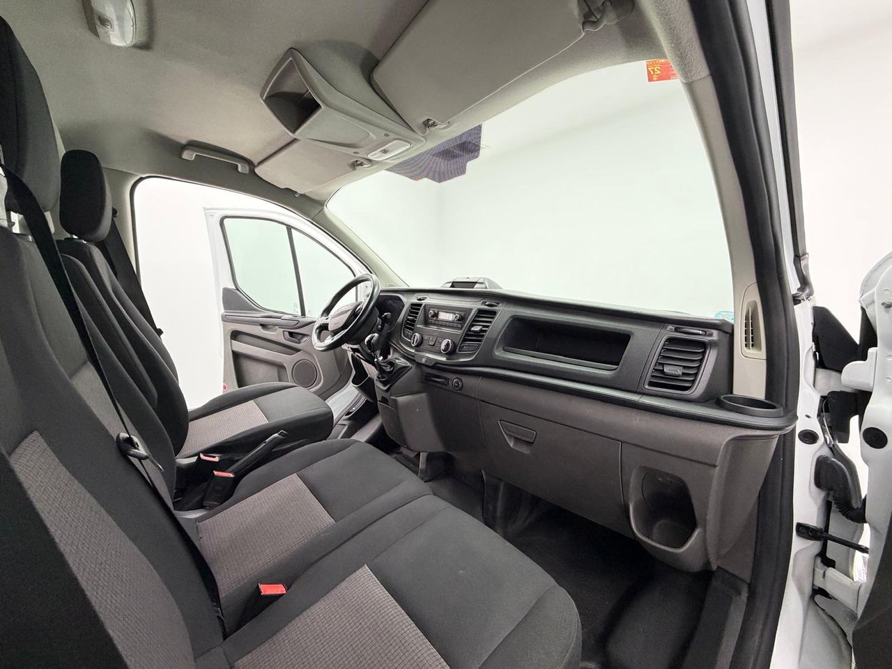 Ford Transit Custom 2.0 TDCI 96 KW 340 AMBIENCE VAN LWB 130cv) L2H2 - Foto 14