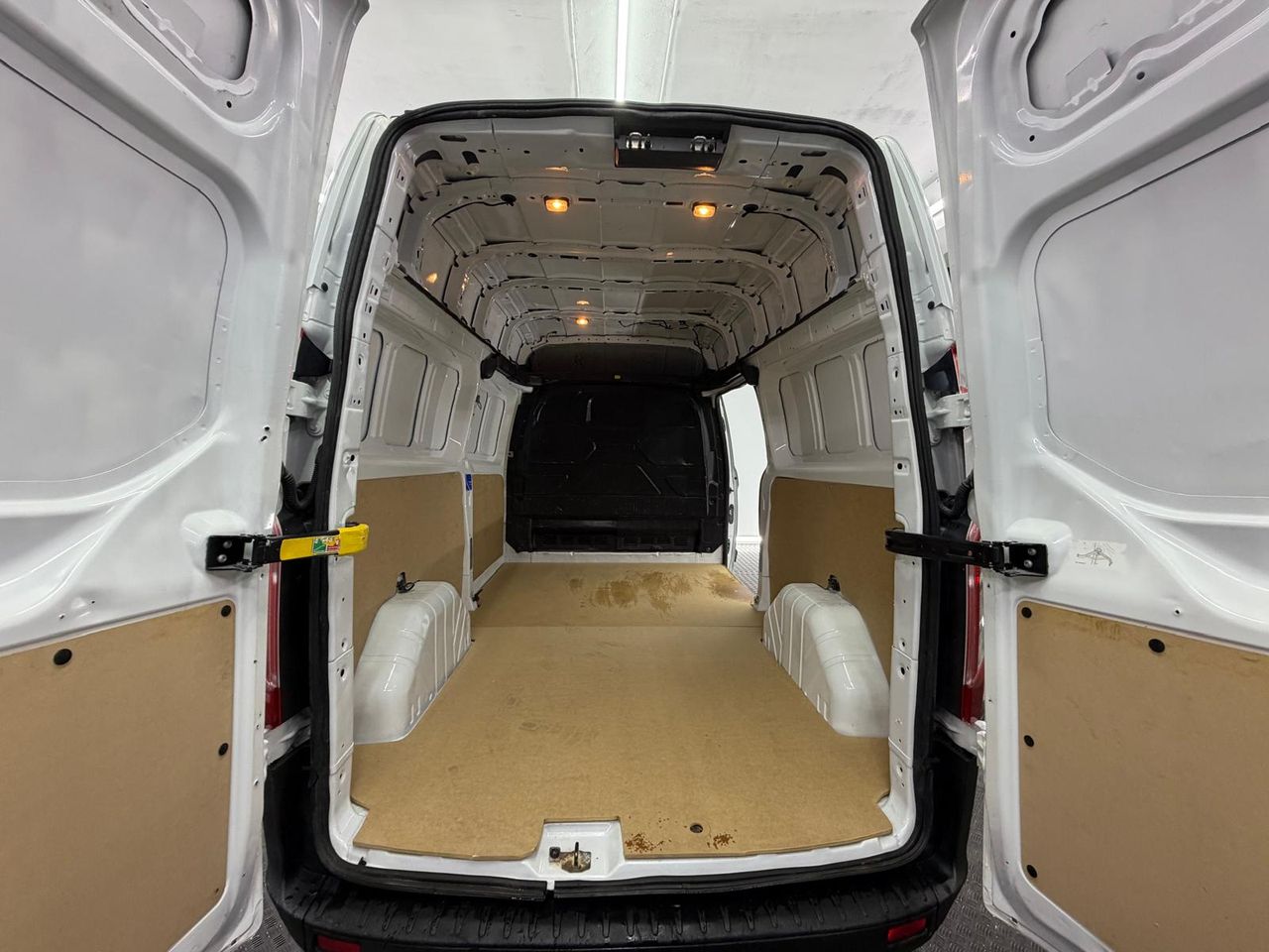 Ford Transit Custom 2.0 TDCI 96 KW 340 AMBIENCE VAN LWB 130cv) L2H2 - Foto 25