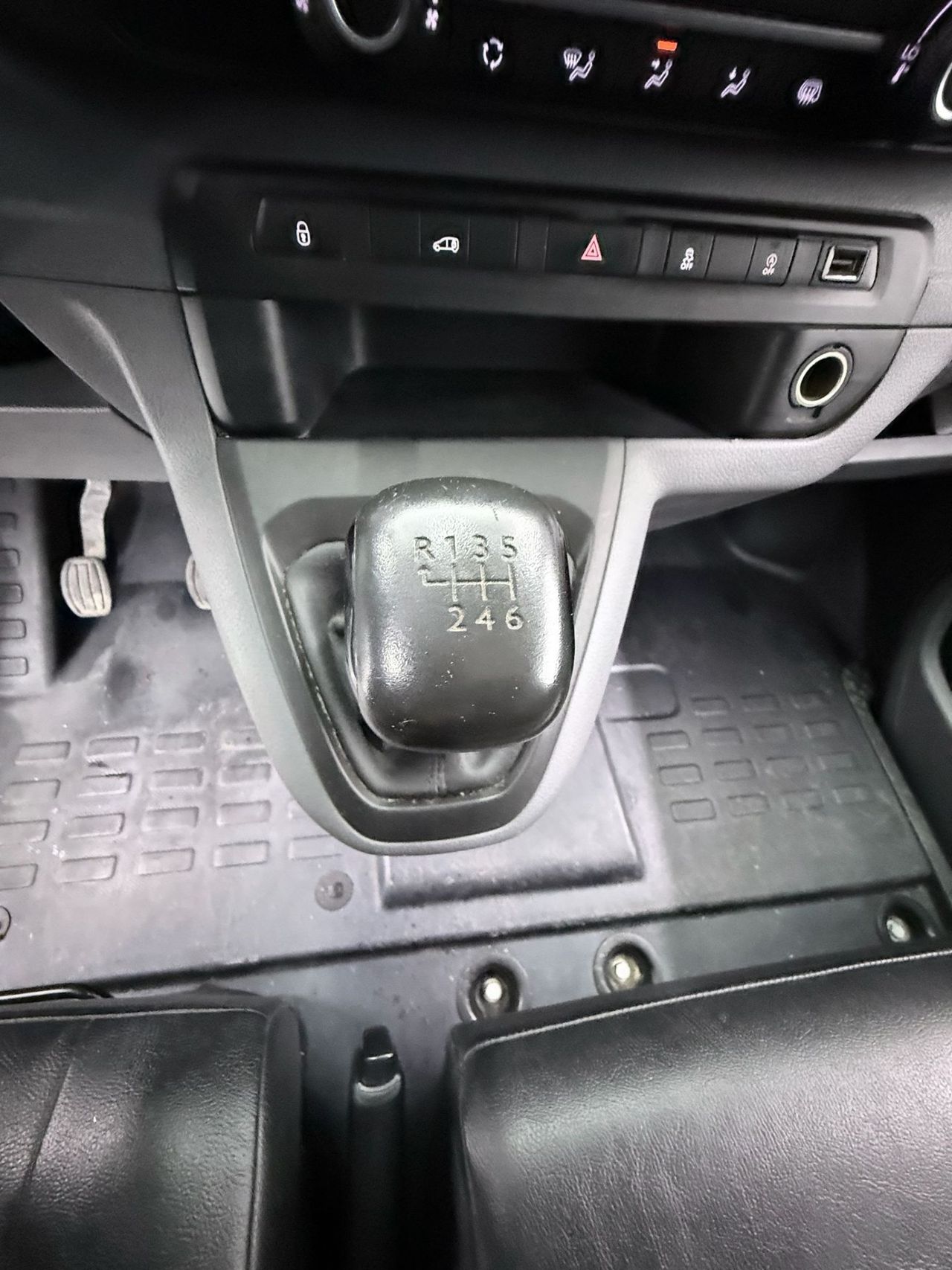 Peugeot Expert 1.5 BLUE HDI 100 S&S M CONTROL (102cv) L1H1 - Foto 17