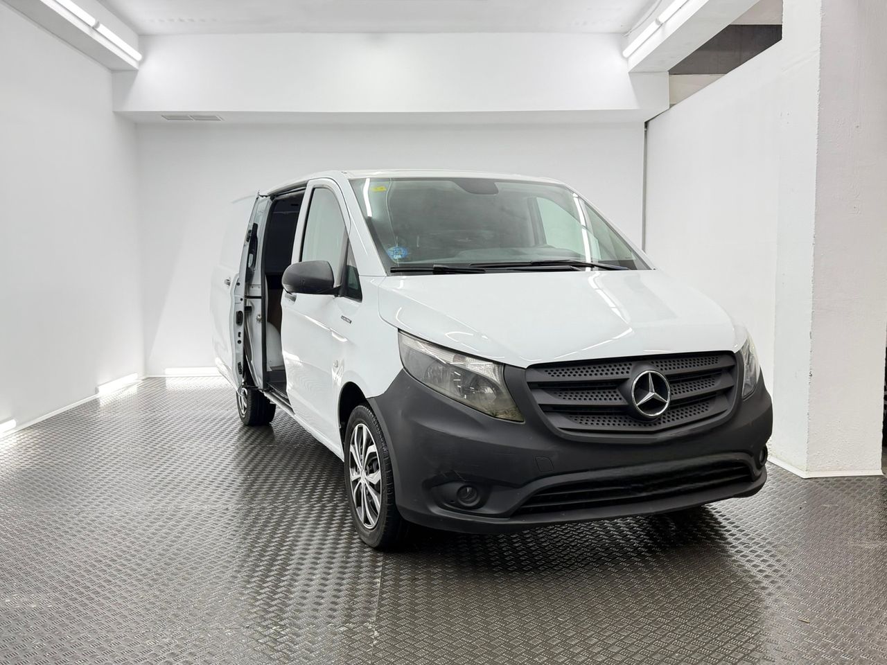 Mercedes Vito 111 e-VITO 85KW (116cv). FURGON LARGO 41kw/h L2H1 - Foto 5