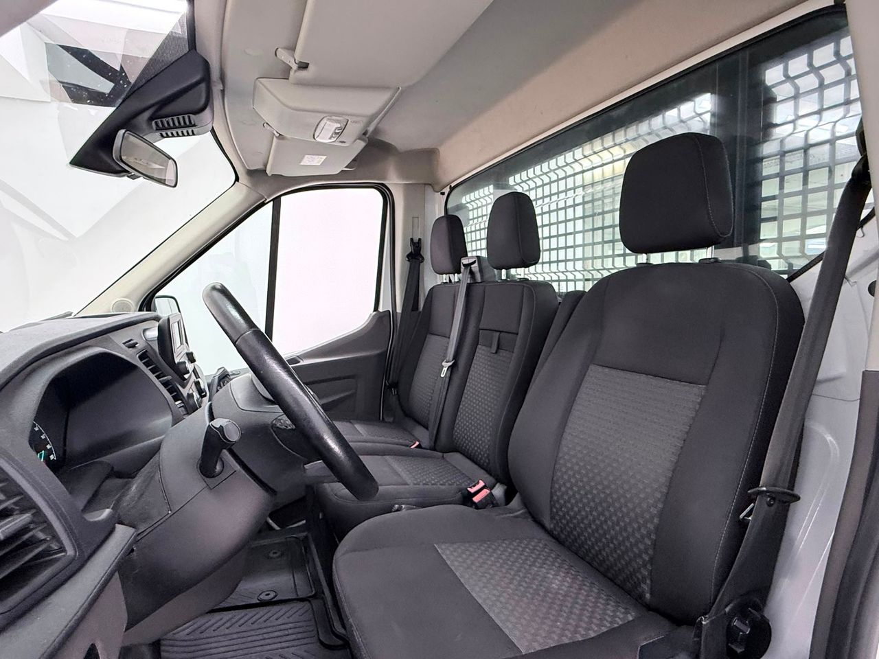 Ford Transit 2.0 96kw L1 AMBIENTE 130CV. 330 propulsión trasera Ch-Cb. - Foto 13