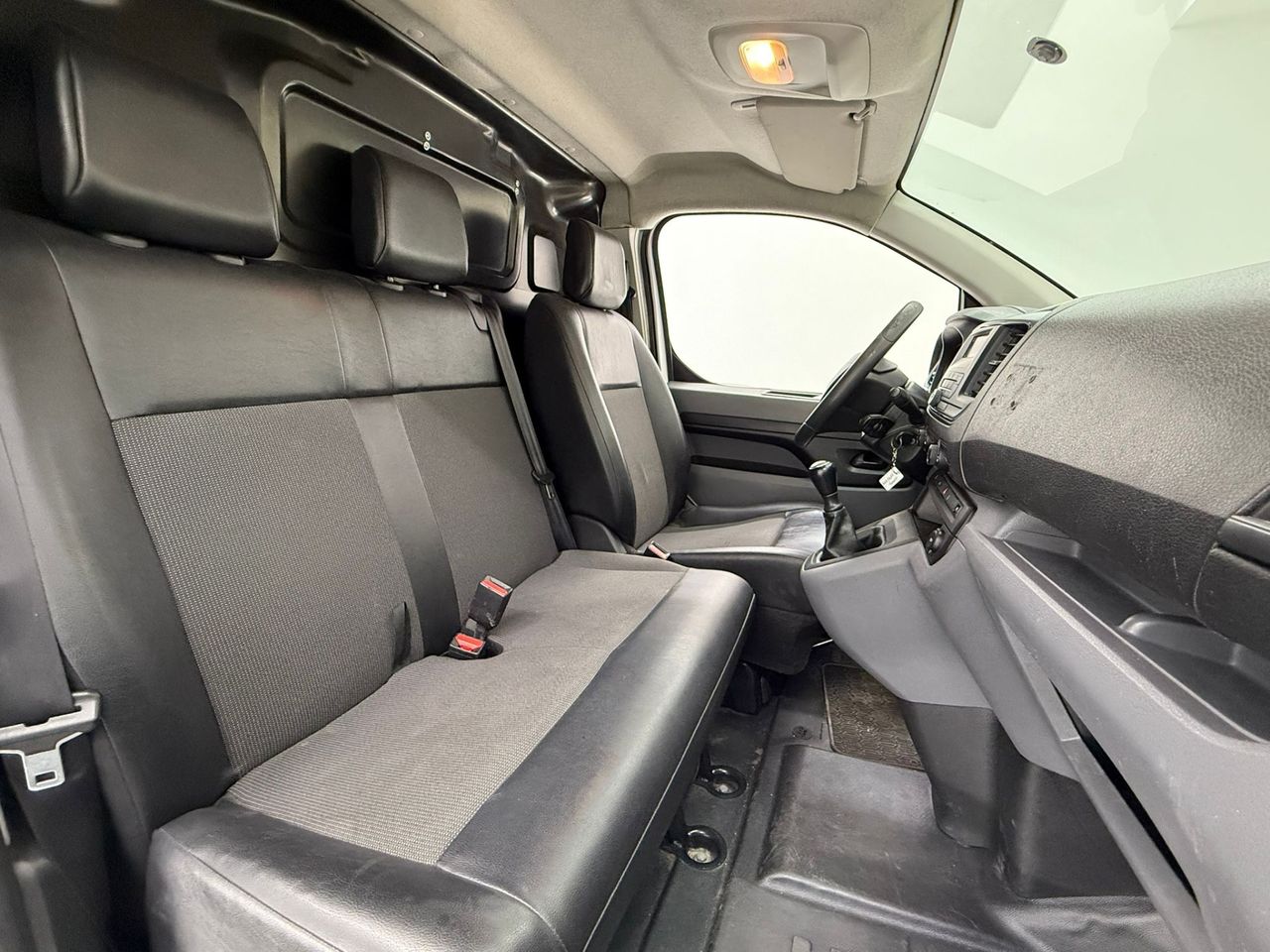Citroën Jumpy 1.6 BLUEHDI 70KW M CONFORT 95cv L1-H1 - Foto 11