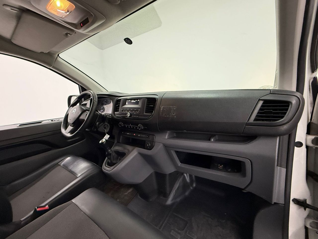 Citroën Jumpy 1.6 BLUEHDI 70KW M CONFORT 95cv L1-H1 - Foto 13