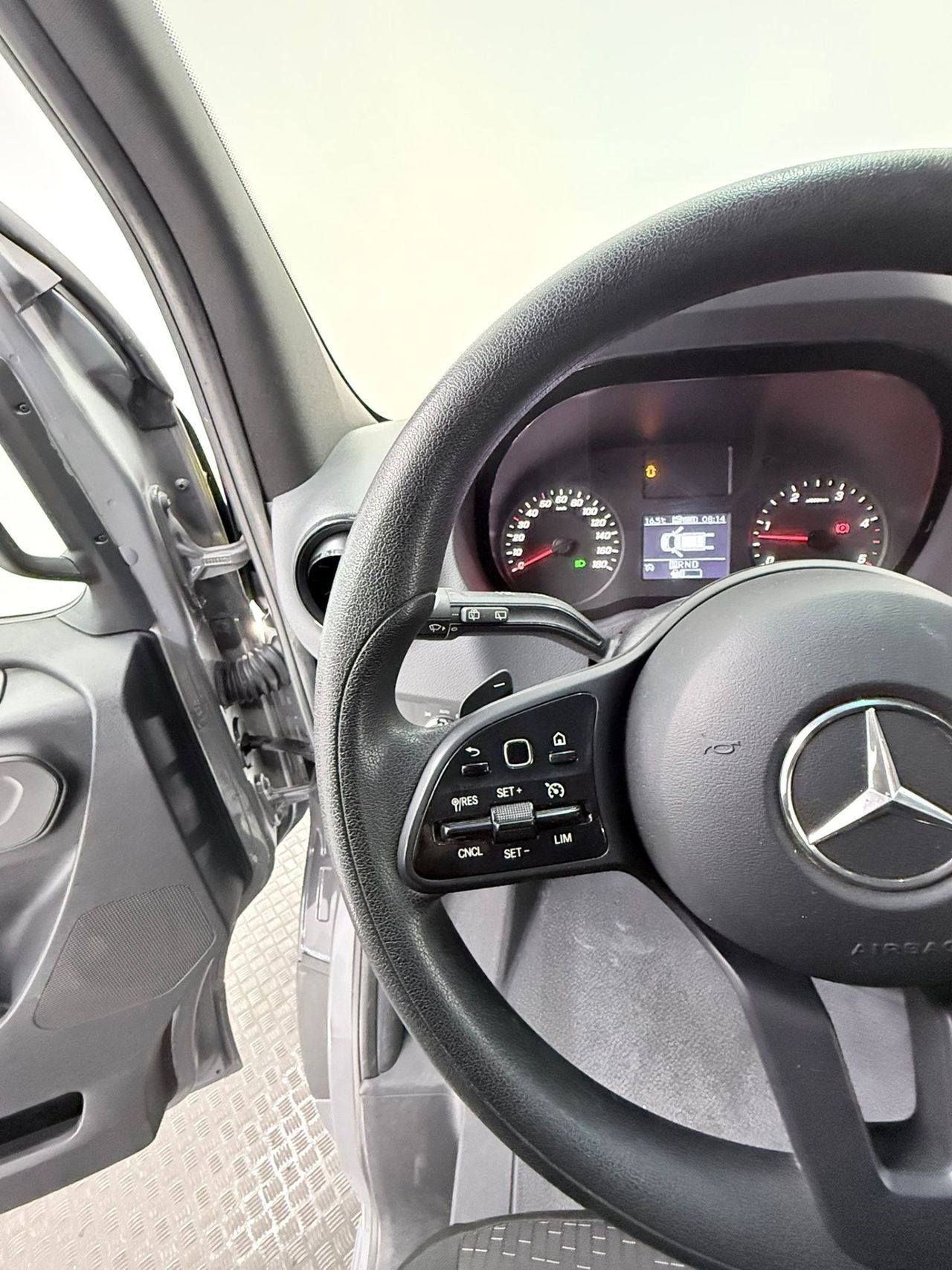 Mercedes Sprinter 3.0 CDI 140 KW 319 TOURER MWB 190 cv (COMBI) - Foto 13
