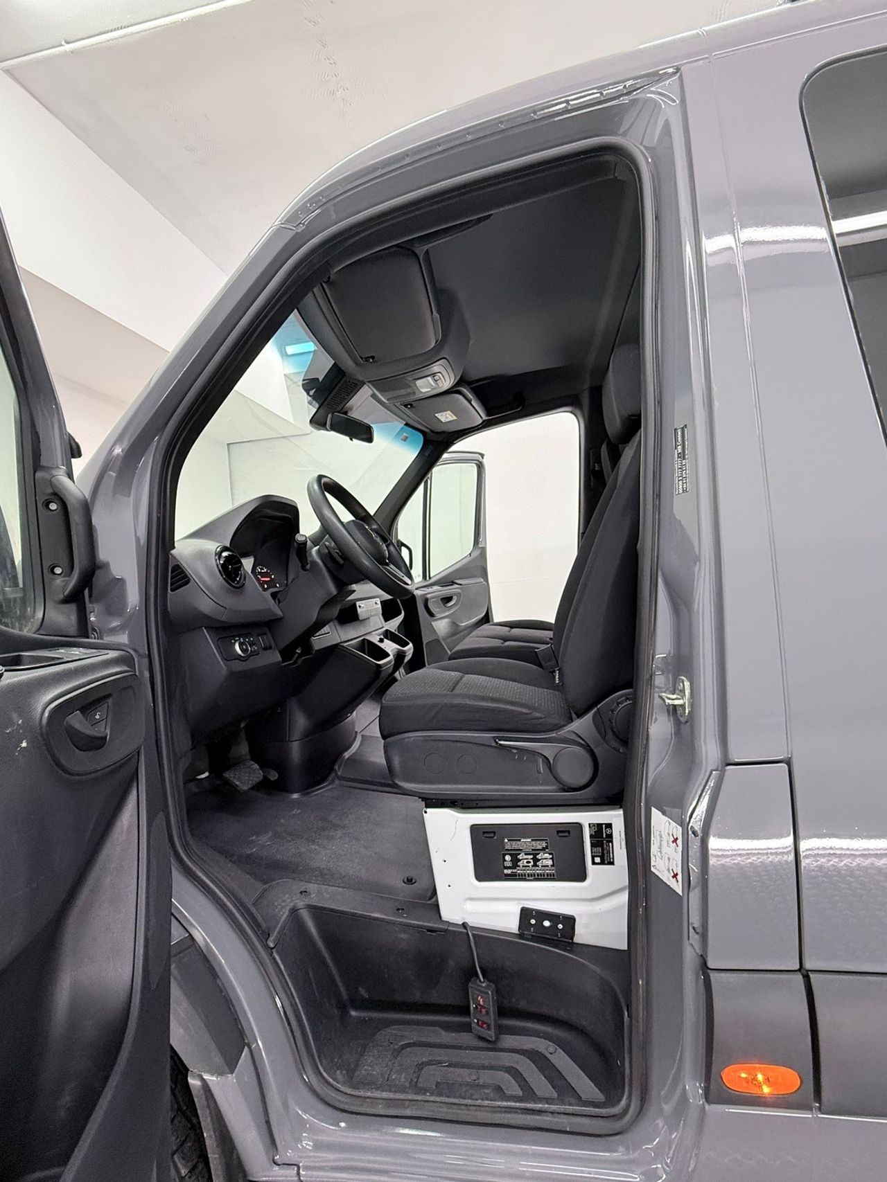 Mercedes Sprinter 3.0 CDI 140 KW 319 TOURER MWB 190 cv (COMBI) - Foto 10
