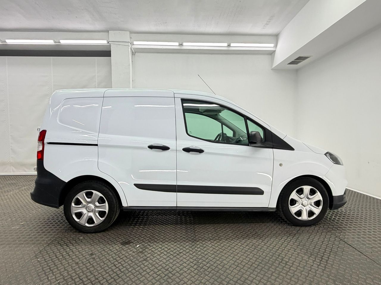 Ford Transit Courier CURIER 1.5 100cv - Foto 8