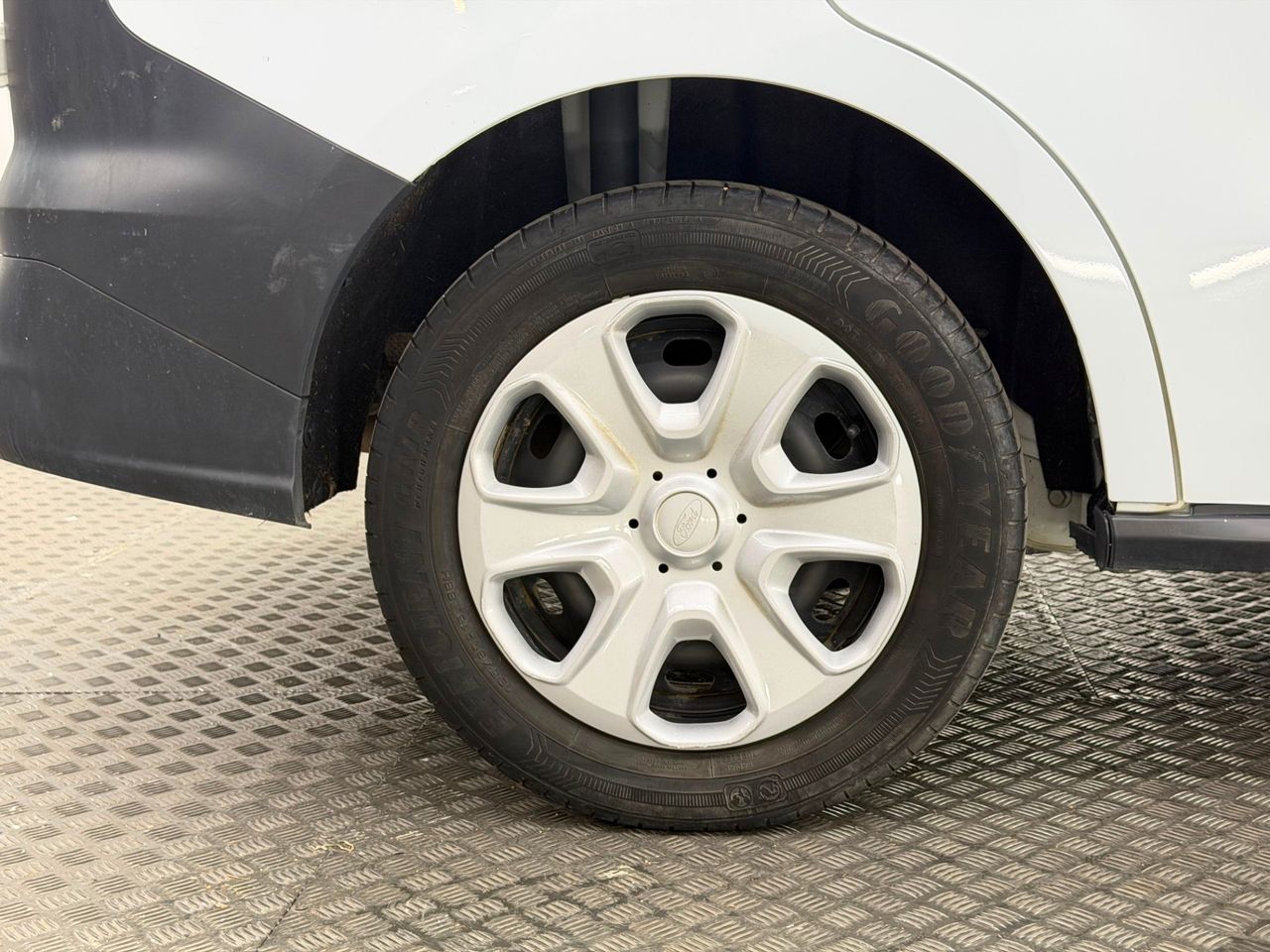 Ford Transit Courier CURIER 1.5 100cv - Foto 41