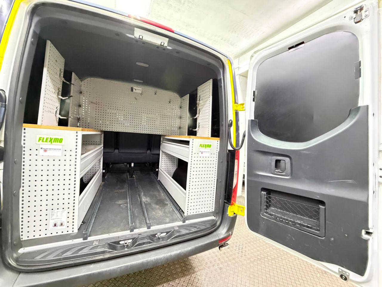 Mercedes Sprinter 3.0 CDI 140 KW 319 TOURER MWB 190 cv (COMBI) - Foto 22