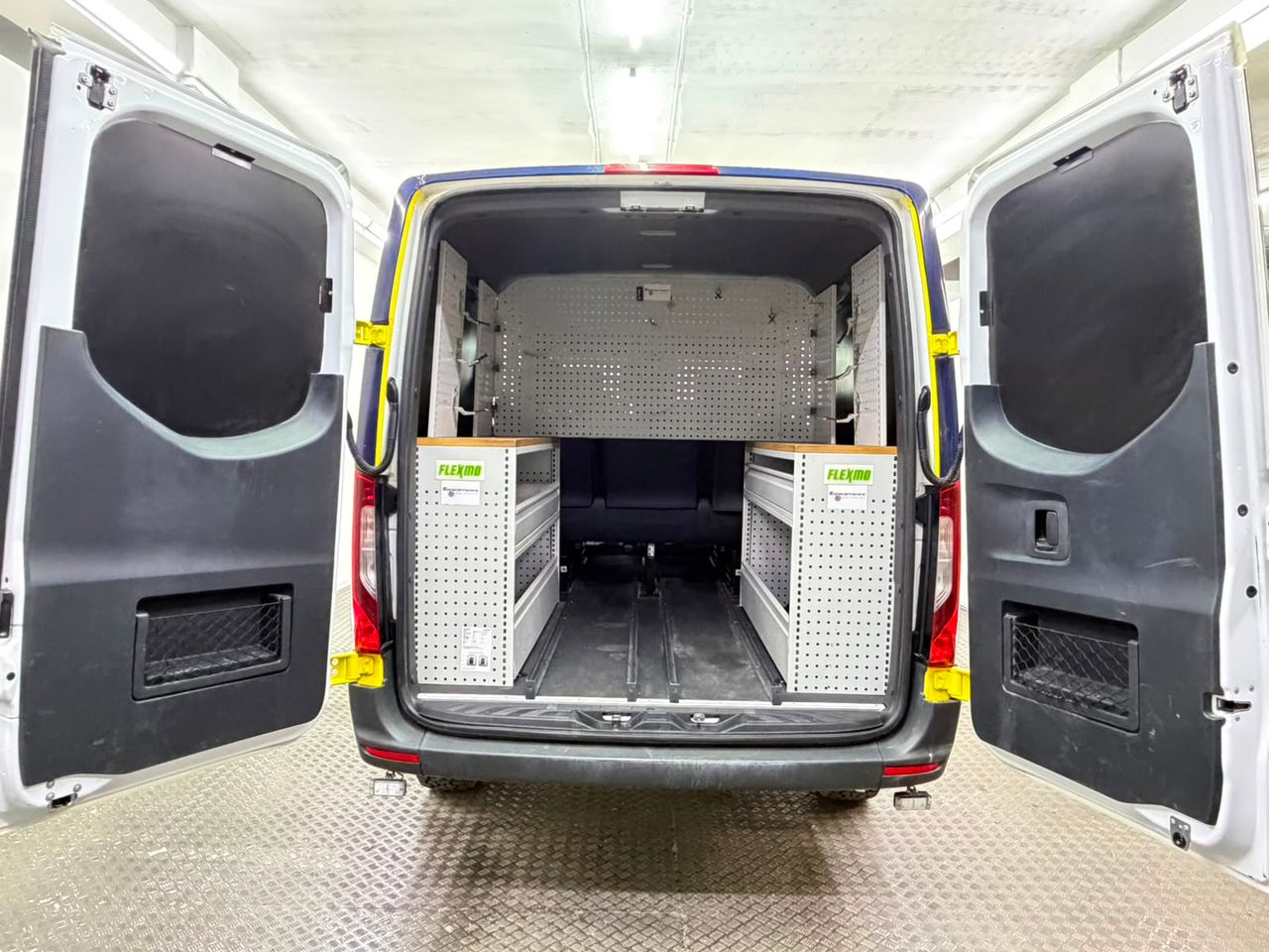 Mercedes Sprinter 3.0 CDI 140 KW 319 TOURER MWB 190 cv (COMBI) - Foto 26