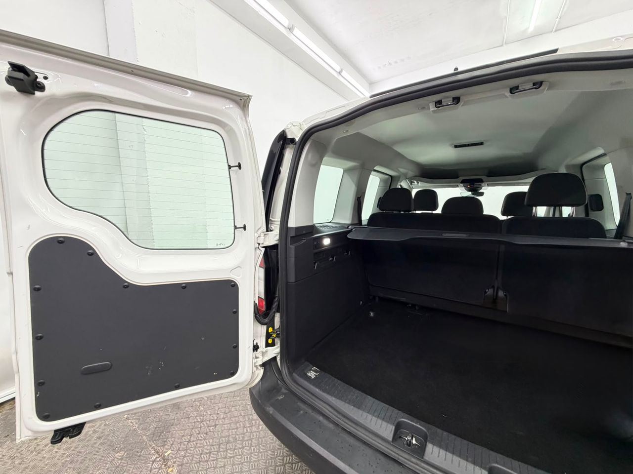 Volkswagen Caddy 2.0 TDI 90KW (122cv) 4MOTION 5P - Foto 35