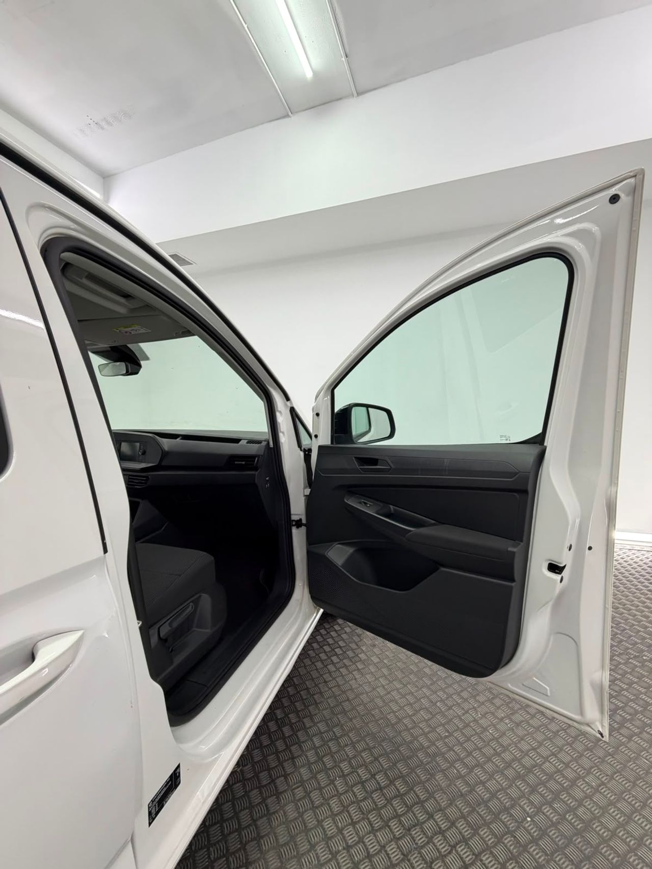 Volkswagen Caddy 2.0 TDI 90KW (122cv) 4MOTION 5P - Foto 40