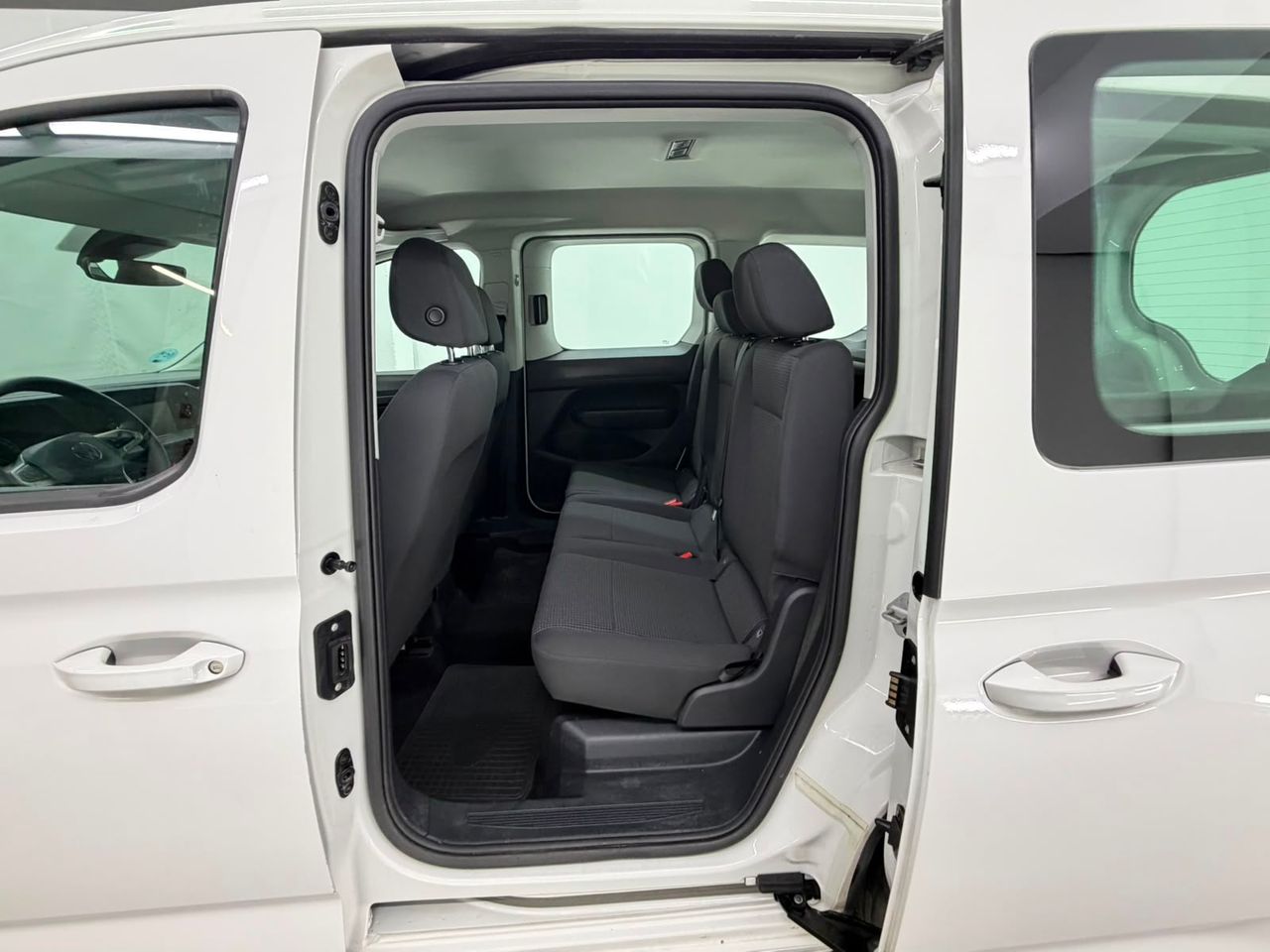 Volkswagen Caddy 2.0 TDI 90KW (122cv) 4MOTION 5P - Foto 30
