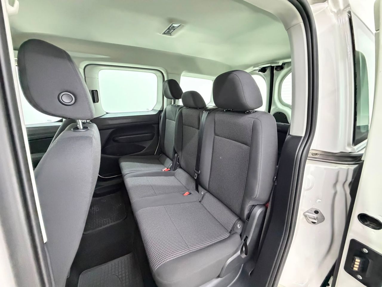 Volkswagen Caddy 2.0 TDI 90KW (122cv) 4MOTION 5P - Foto 27