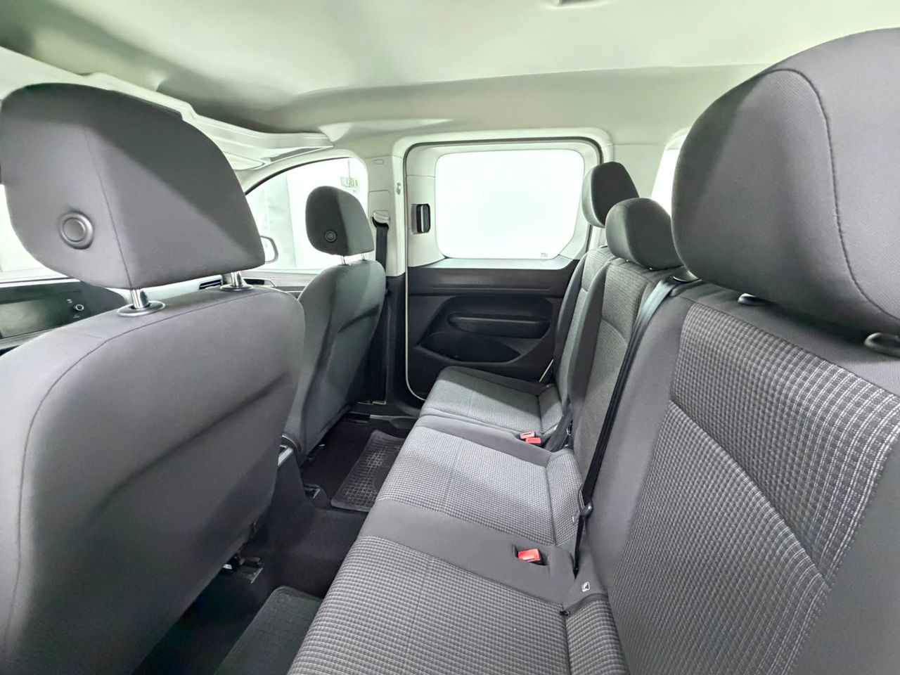 Volkswagen Caddy 2.0 TDI 90KW (122cv) 4MOTION 5P - Foto 26