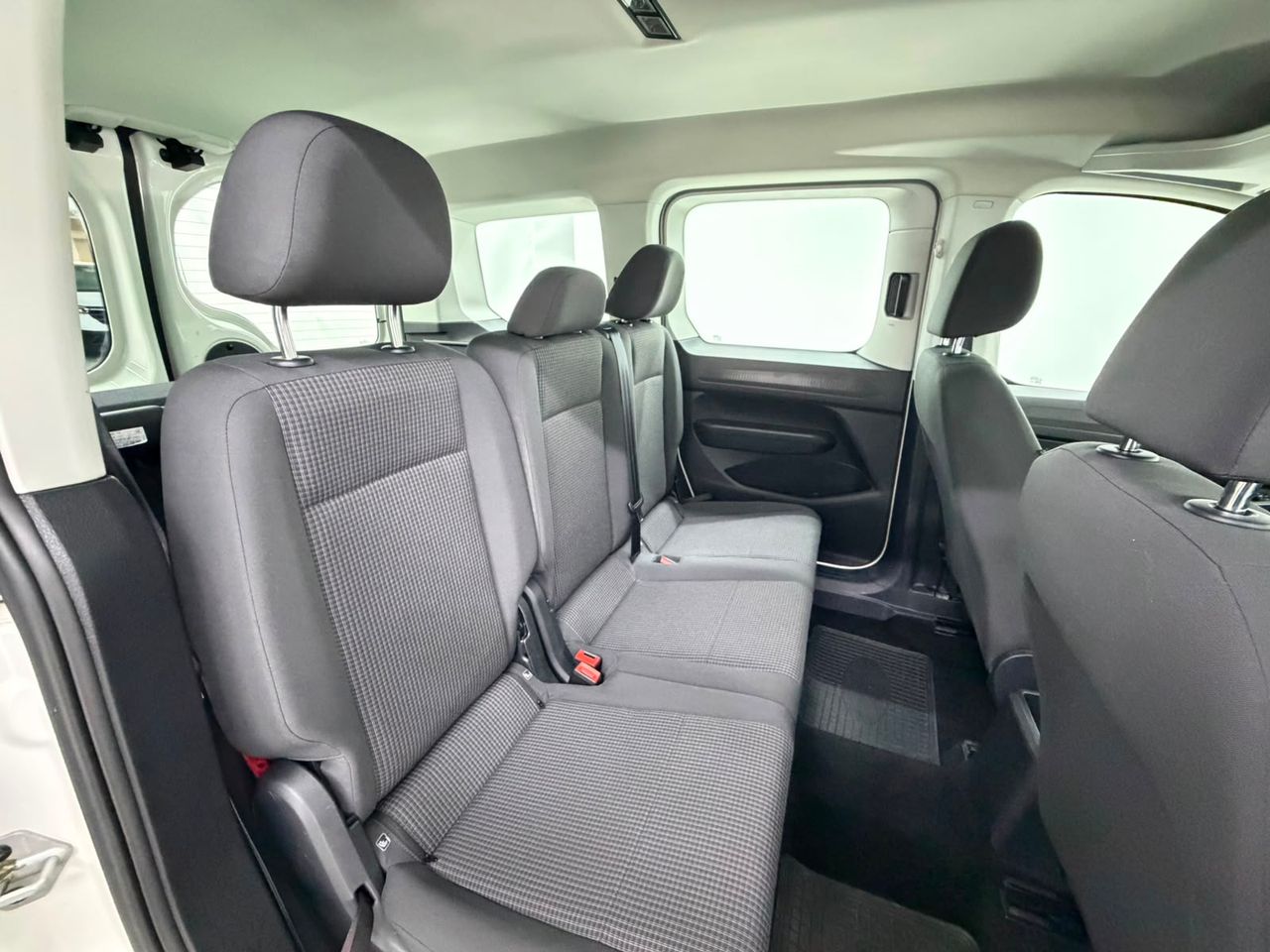 Volkswagen Caddy 2.0 TDI 90KW (122cv) 4MOTION 5P - Foto 25