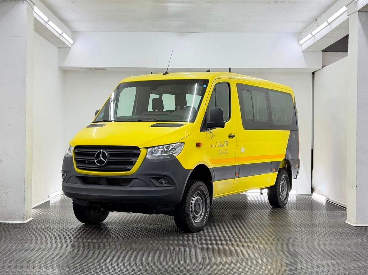 Mercedes Sprinter 3.0 CDI 140 KW 319 TOURER MWB 190 cv (COMBI) - Foto 3