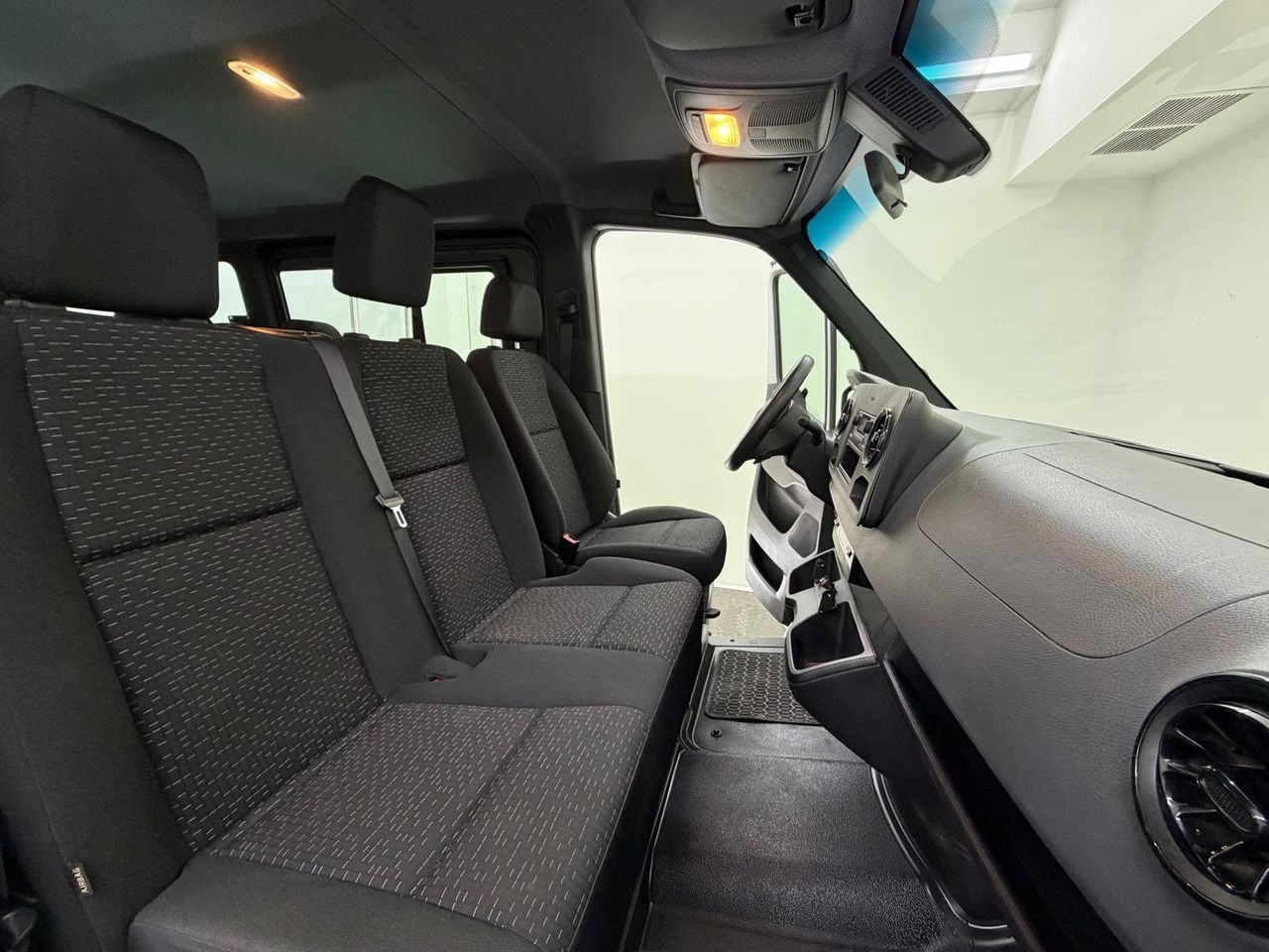 Mercedes Sprinter 3.0 CDI 140 KW 319 TOURER MWB 190 cv (COMBI) - Foto 27