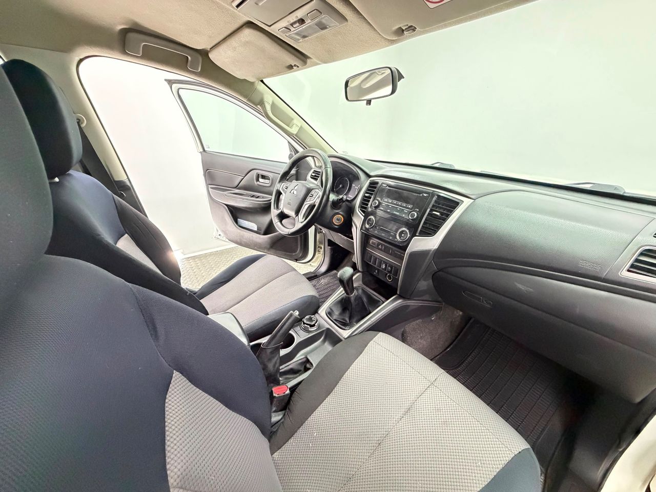 Mitsubishi L200 PICK-UP 4X4 - Foto 12