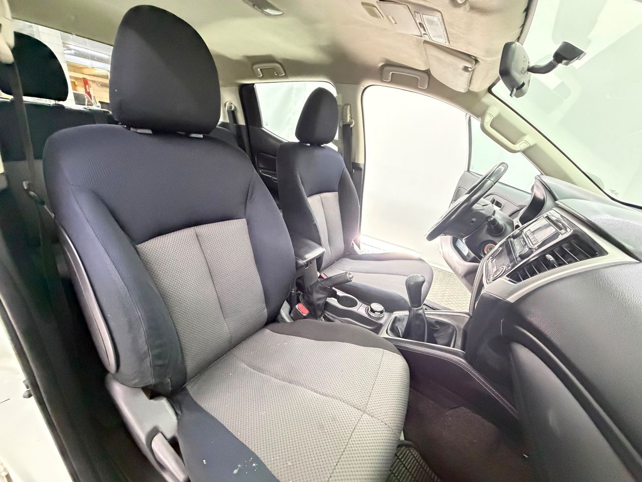 Mitsubishi L200 PICK-UP 4X4 - Foto 24