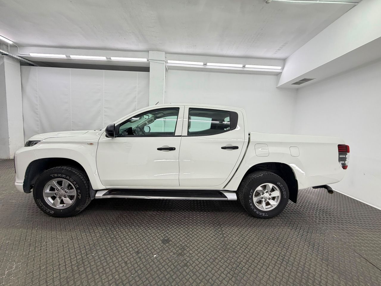 Mitsubishi L200 PICK-UP 4X4 - Foto 6