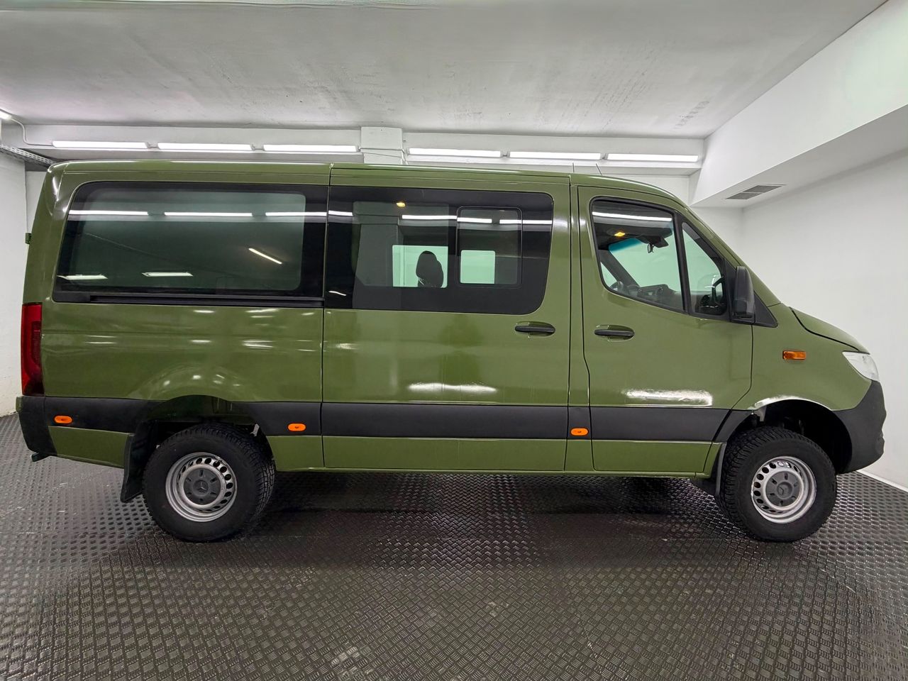 Mercedes Sprinter 3.0 CDI 140 KW 319 TOURER MWB 190 cv (COMBI) - Foto 8